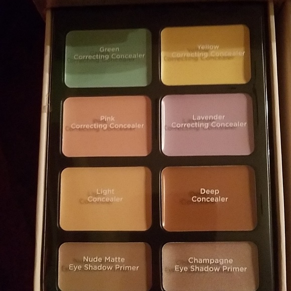 Ultra beauty mirrored case full of primers, gels, - Picture 4 of 8